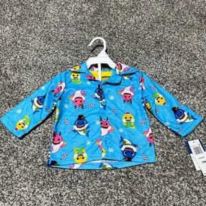 Nickelodeon Baby Shark Pinkfong 12 M Winter Christmas Long Sleeve Top Only